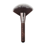 95 - All Over Fan Brush - Luxus Vegan Brush
