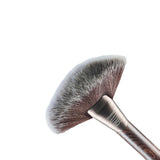 95 - All Over Fan Brush - Luxus Vegan Brush